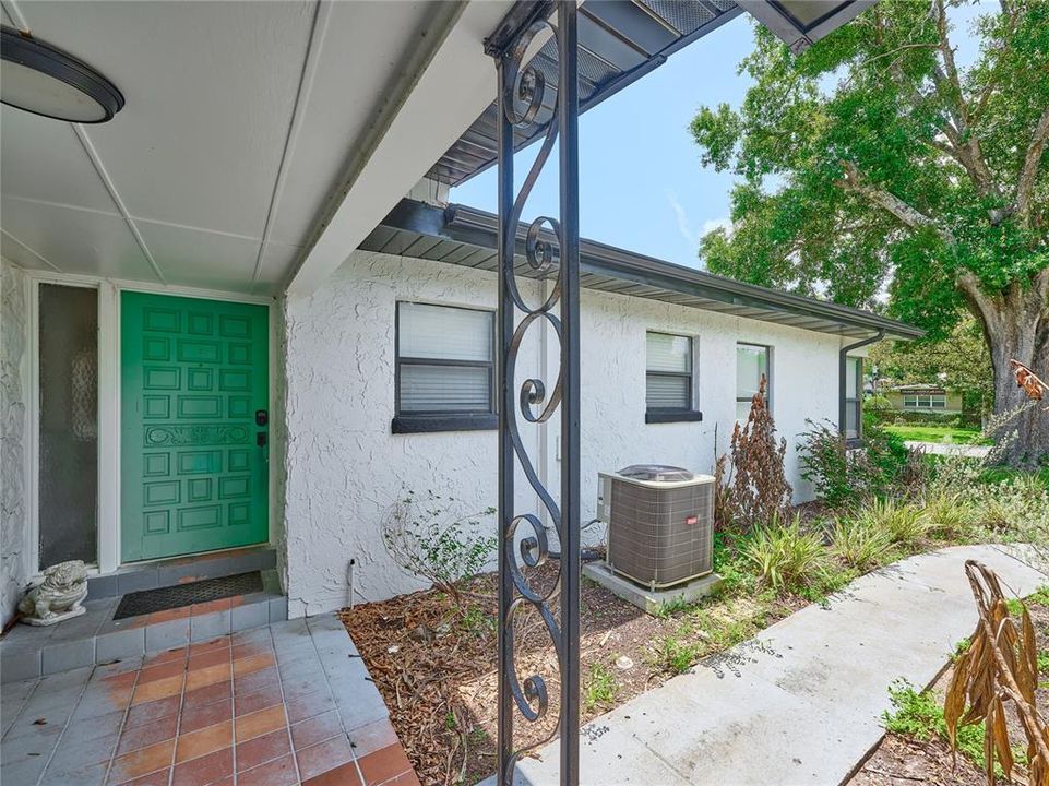 Active With Contract: $525,000 (5 beds, 3 baths, 2226 Square Feet)