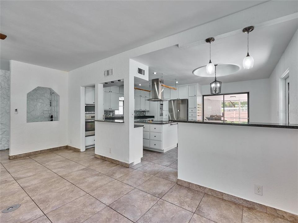 Active With Contract: $525,000 (5 beds, 3 baths, 2226 Square Feet)