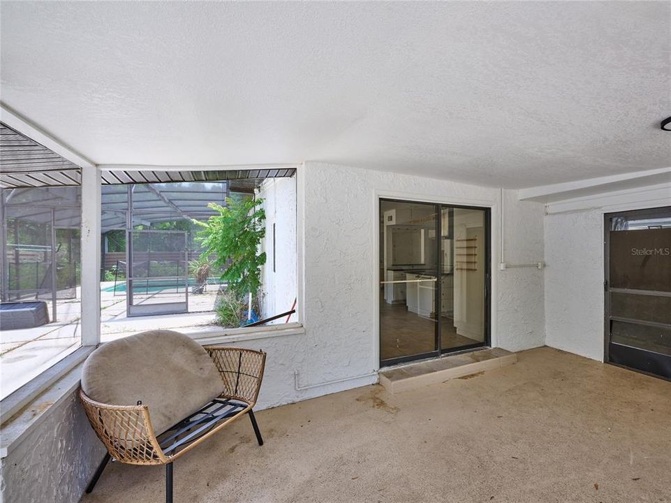 Active With Contract: $525,000 (5 beds, 3 baths, 2226 Square Feet)