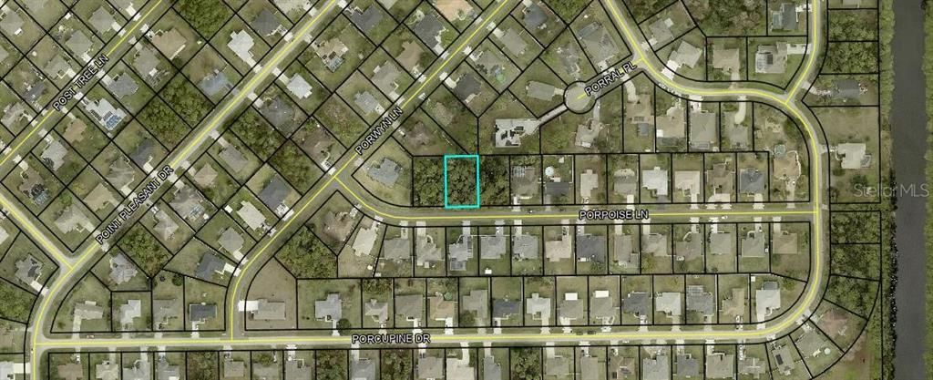 En Venta: $72,000 (0.23 acres)