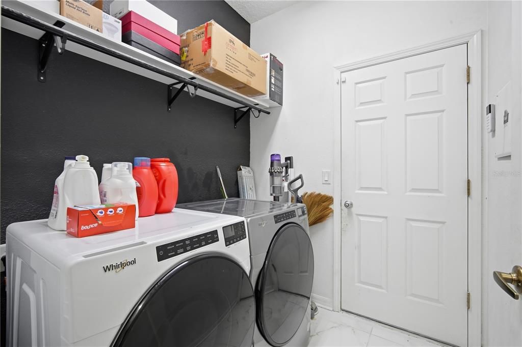 В аренду: $2,350 (3 спален, 2 ванн, 1758 Квадратных фут)