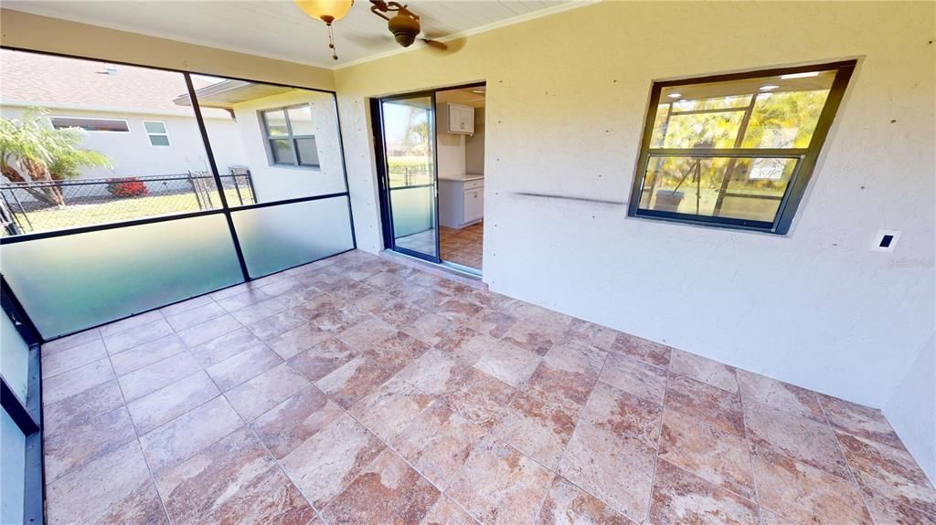En Venta: $234,000 (3 camas, 2 baños, 1381 Pies cuadrados)
