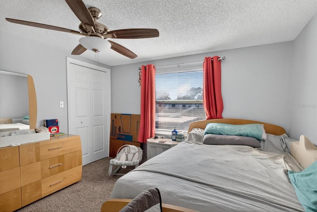 For Rent: $3,395 (4 beds, 2 baths, 1425 Square Feet)