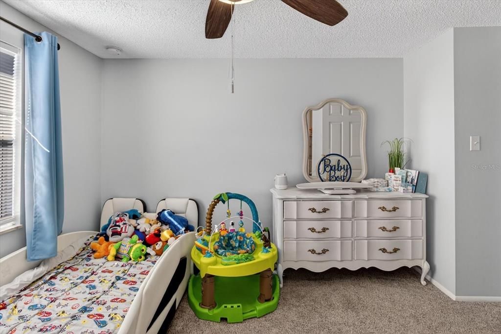 For Rent: $3,395 (4 beds, 2 baths, 1425 Square Feet)