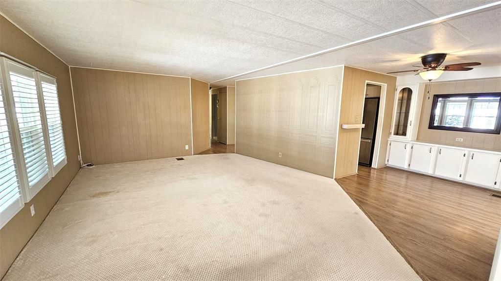 В аренду: $1,350 (2 спален, 2 ванн, 1464 Квадратных фут)