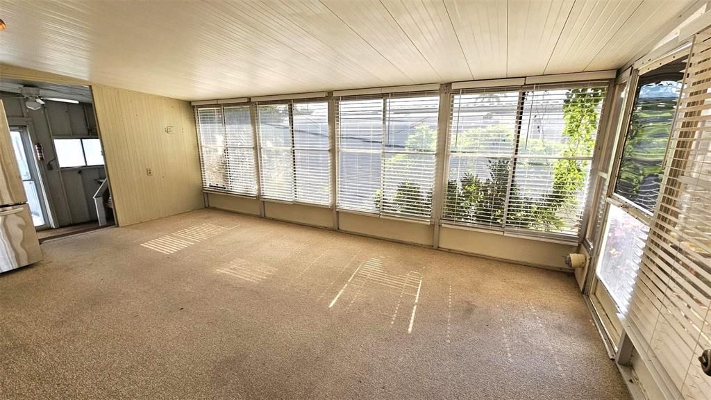 В аренду: $1,350 (2 спален, 2 ванн, 1464 Квадратных фут)
