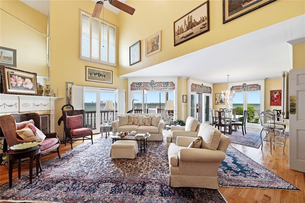 En Venta: $1,785,000 (3 camas, 2 baños, 2925 Pies cuadrados)