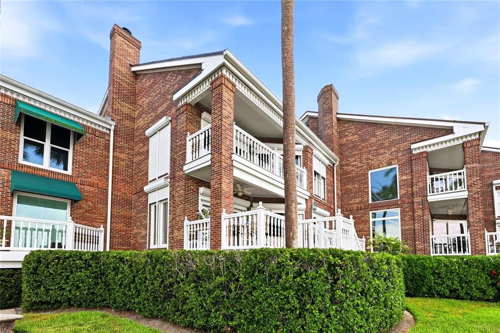 En Venta: $1,785,000 (3 camas, 2 baños, 2925 Pies cuadrados)