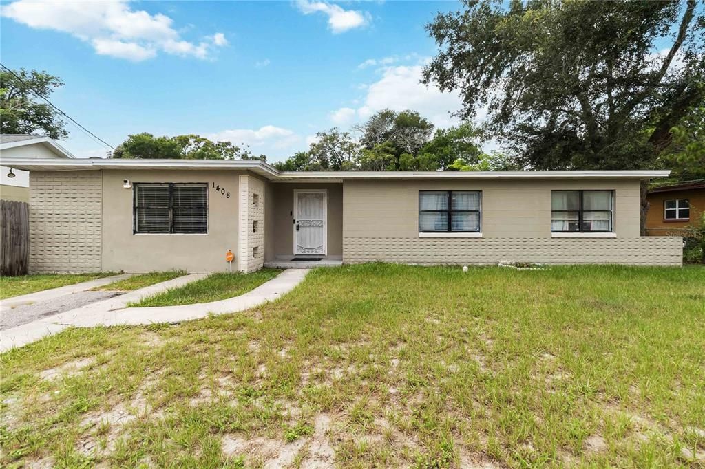 待售: $285,000 (4 贝兹, 2 浴室, 1543 平方英尺)