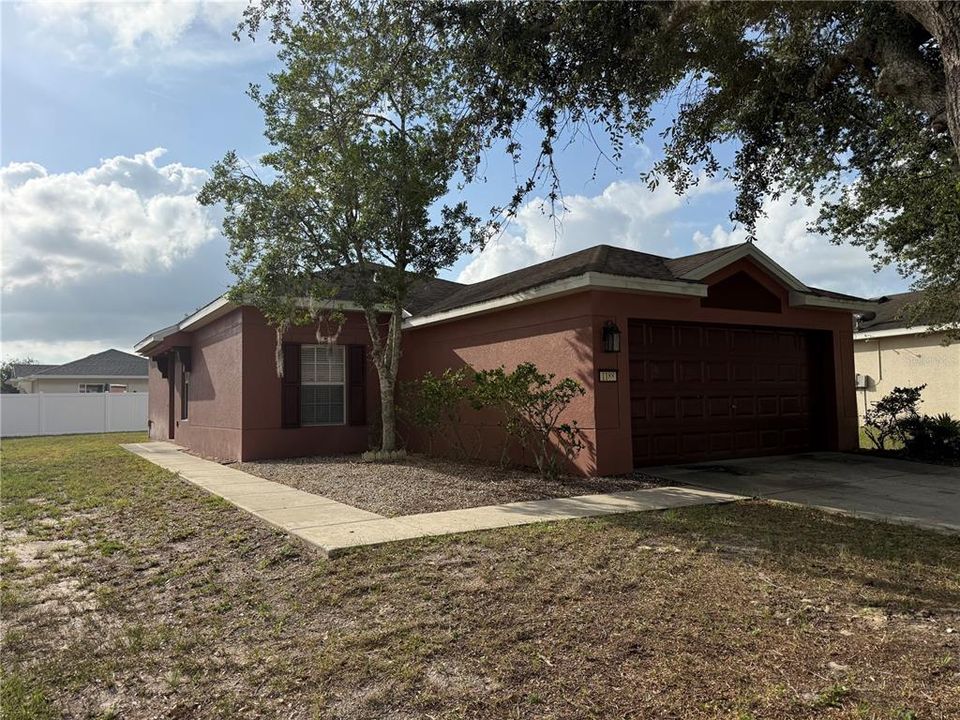 For Sale: $245,500 (3 beds, 2 baths, 1260 Square Feet)