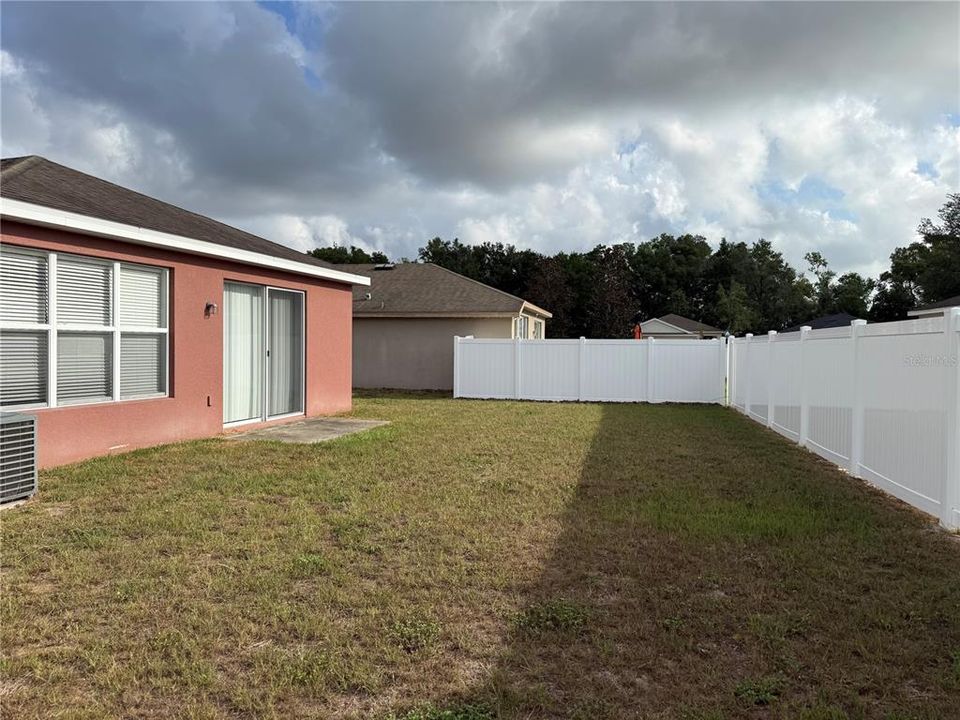 For Sale: $245,500 (3 beds, 2 baths, 1260 Square Feet)