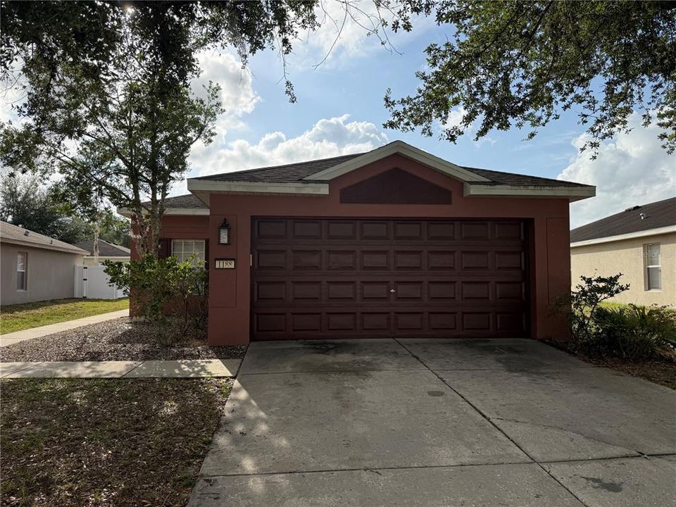 For Sale: $245,500 (3 beds, 2 baths, 1260 Square Feet)