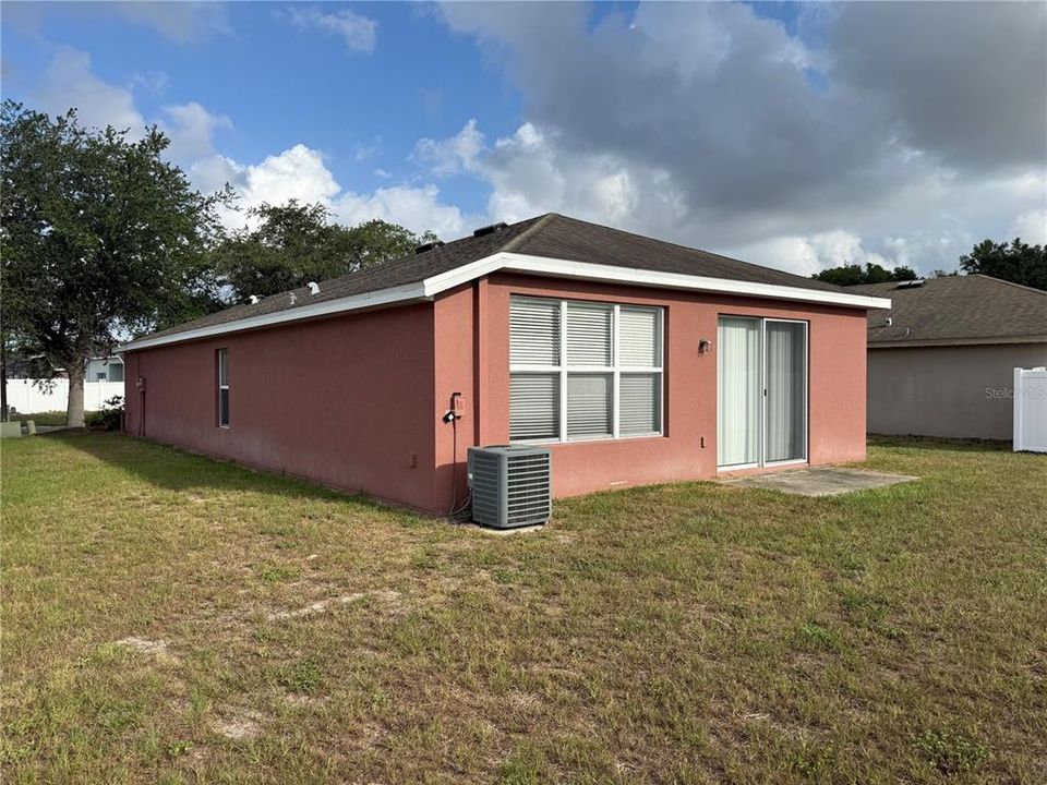 For Sale: $245,500 (3 beds, 2 baths, 1260 Square Feet)