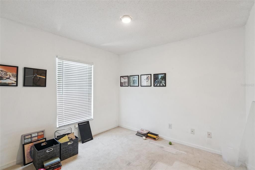 For Sale: $415,000 (3 beds, 2 baths, 1663 Square Feet)