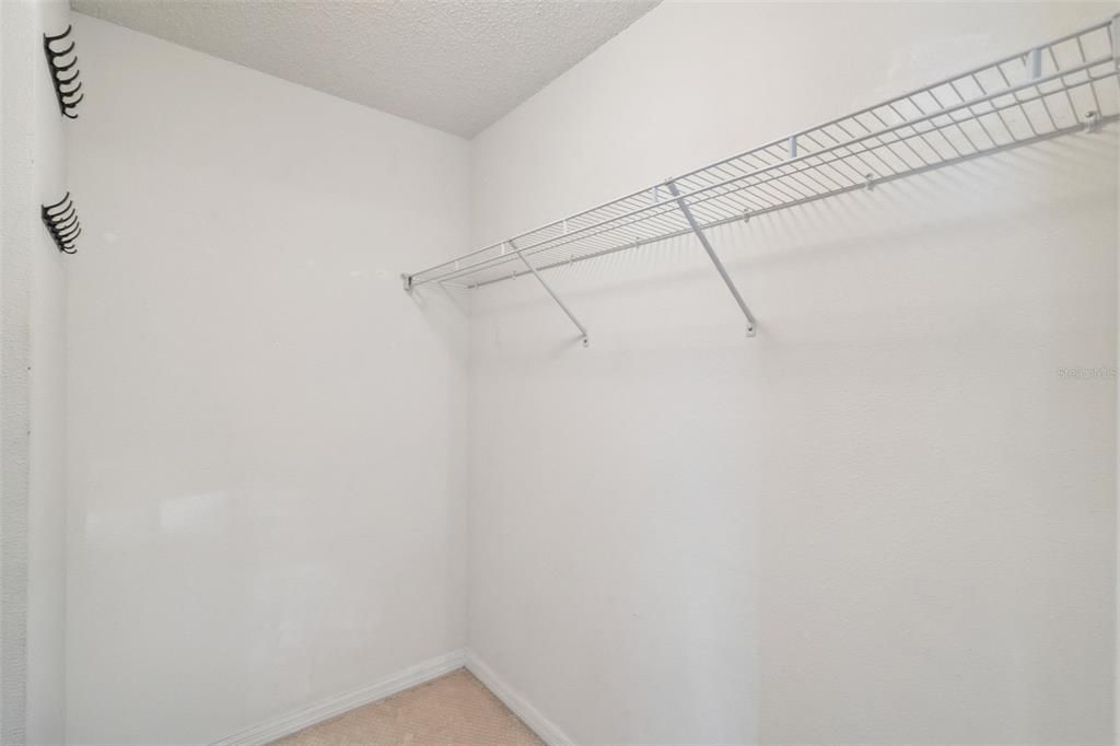 For Sale: $415,000 (3 beds, 2 baths, 1663 Square Feet)