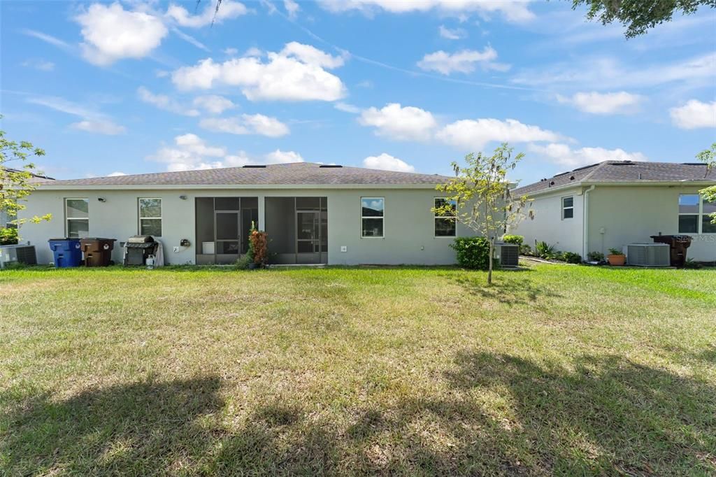 En Venta: $330,000 (3 camas, 2 baños, 1702 Pies cuadrados)