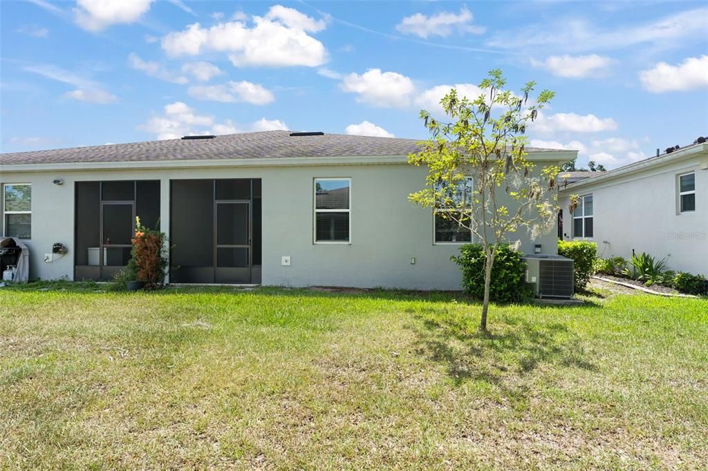 En Venta: $330,000 (3 camas, 2 baños, 1702 Pies cuadrados)