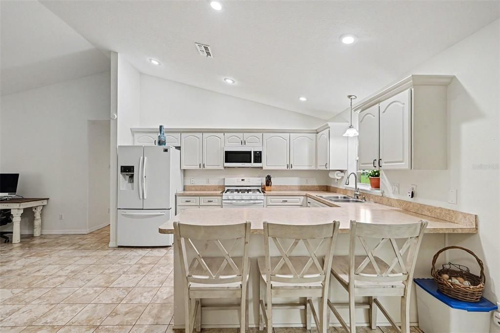 En Venta: $450,000 (3 camas, 2 baños, 1320 Pies cuadrados)