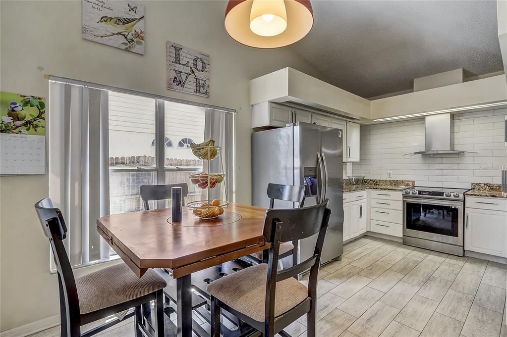 En Venta: $449,995 (3 camas, 2 baños, 1721 Pies cuadrados)