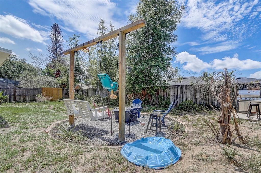 En Venta: $449,995 (3 camas, 2 baños, 1721 Pies cuadrados)