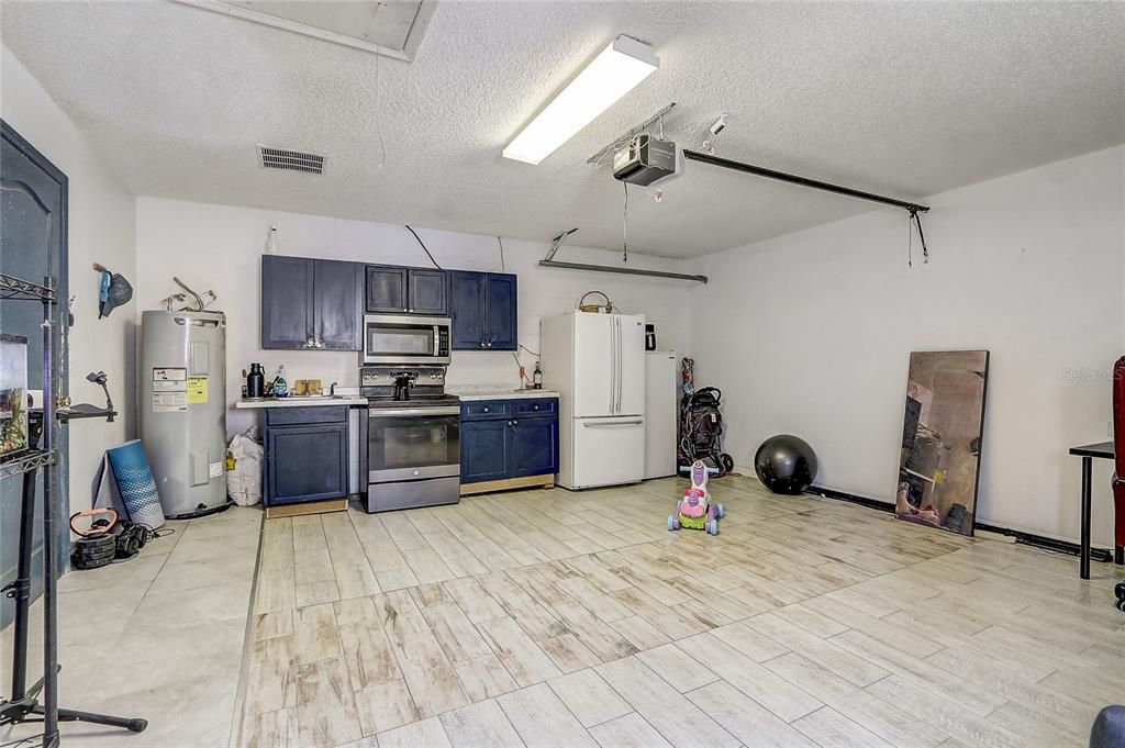 En Venta: $449,995 (3 camas, 2 baños, 1721 Pies cuadrados)