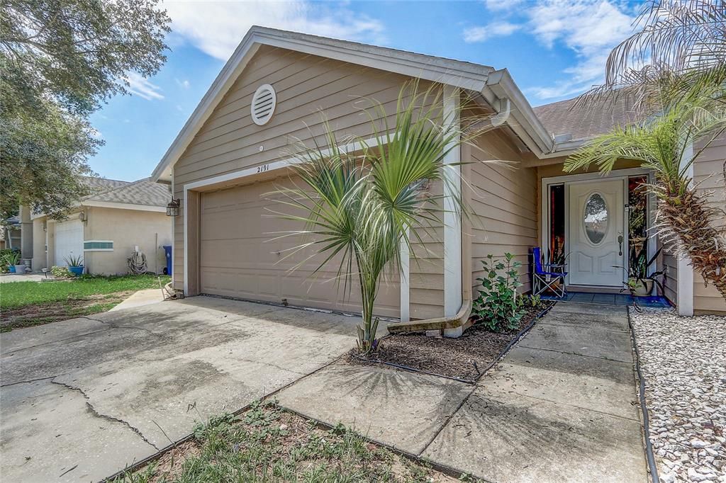 En Venta: $449,995 (3 camas, 2 baños, 1721 Pies cuadrados)