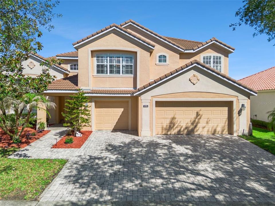 Active With Contract: $875,000 (4 beds, 4 baths, 4184 Square Feet)