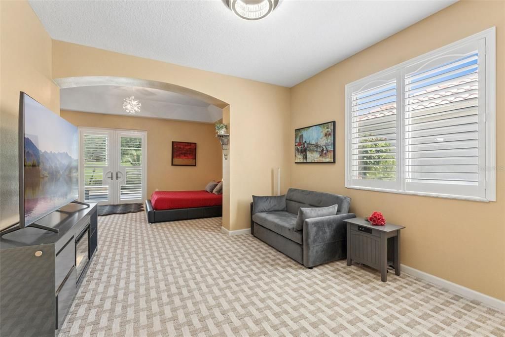 Active With Contract: $875,000 (4 beds, 4 baths, 4184 Square Feet)