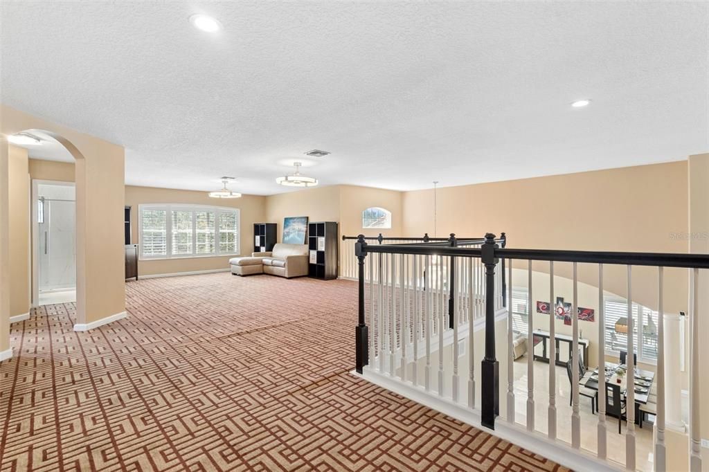 Active With Contract: $875,000 (4 beds, 4 baths, 4184 Square Feet)