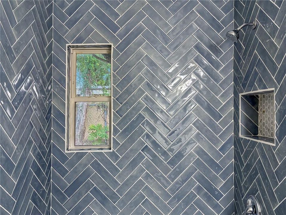 На продажу: $260,000 (3 спален, 1 ванн, 1020 Квадратных фут)