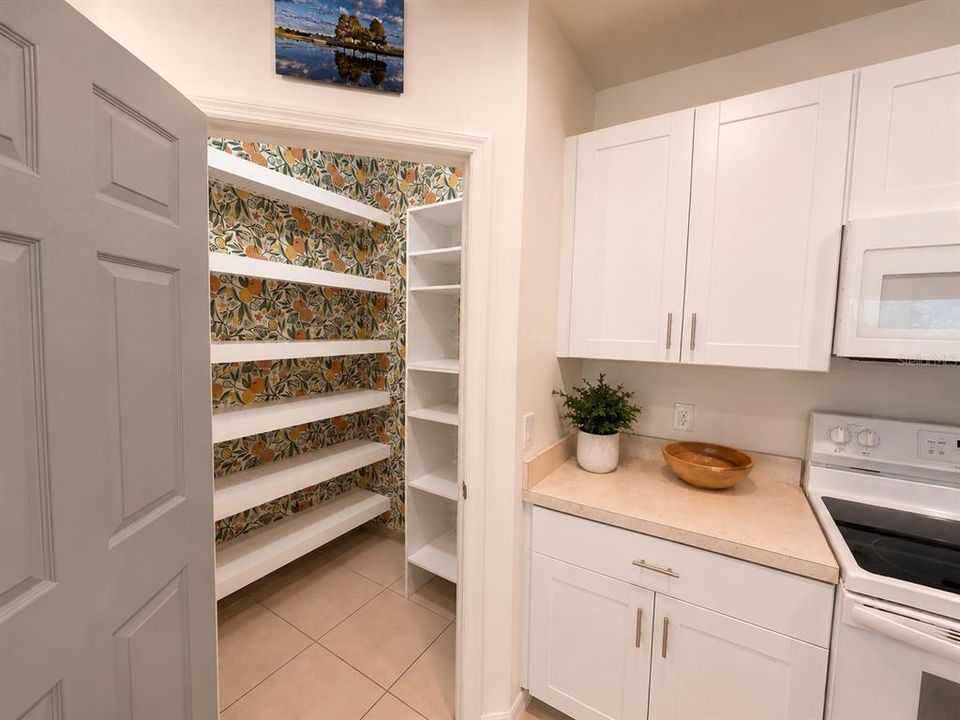 For Sale: $310,000 (4 beds, 2 baths, 1846 Square Feet)