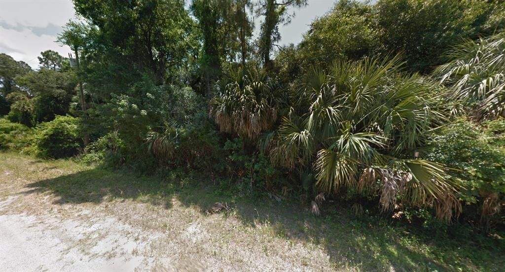 En Venta: $60,000 (0.69 acres)