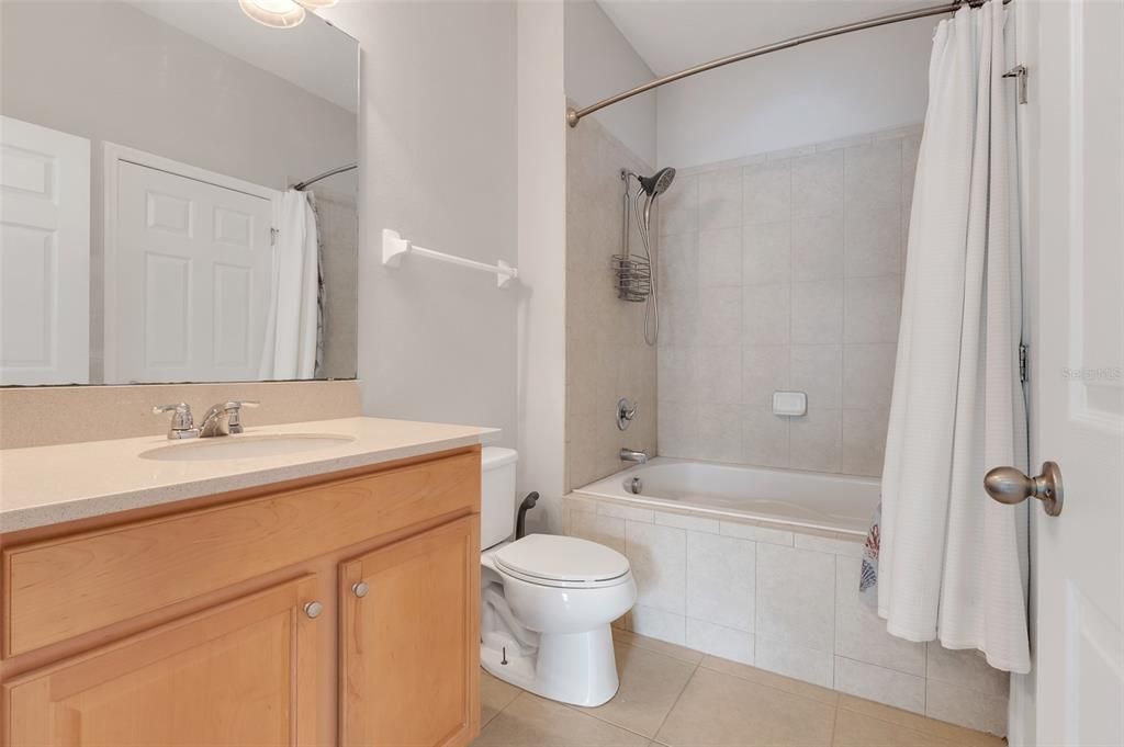 For Sale: $335,000 (3 beds, 2 baths, 1629 Square Feet)