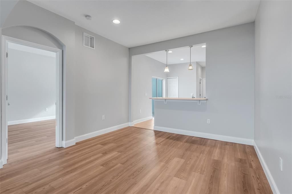 For Sale: $335,000 (3 beds, 2 baths, 1629 Square Feet)