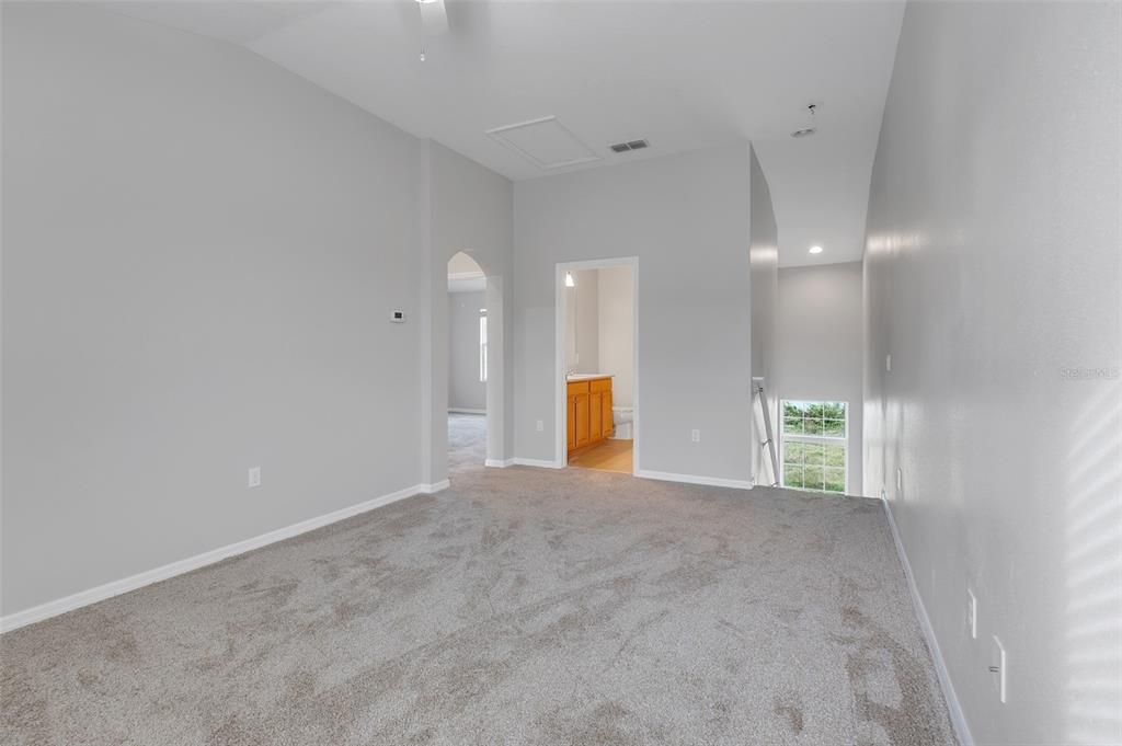 For Sale: $335,000 (3 beds, 2 baths, 1629 Square Feet)