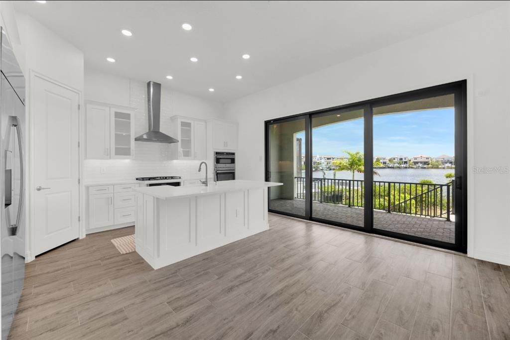 For Sale: $975,000 (3 beds, 2 baths, 2447 Square Feet)