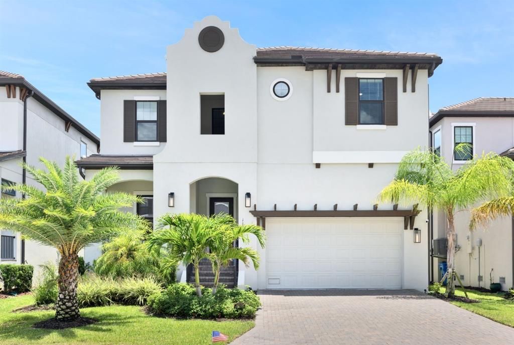 For Sale: $975,000 (3 beds, 2 baths, 2447 Square Feet)