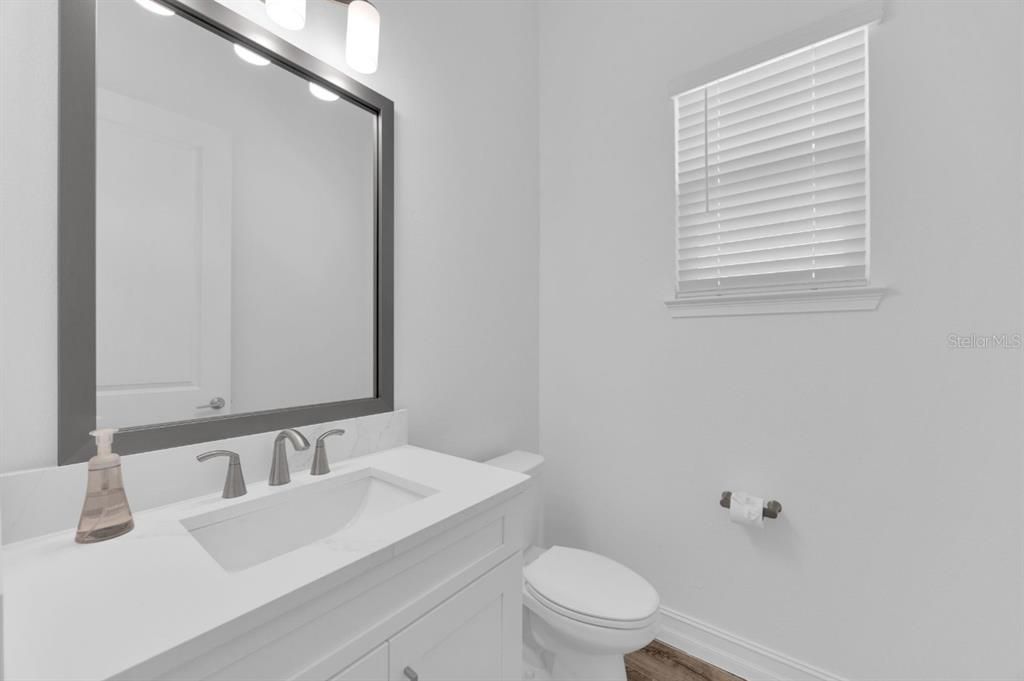 For Sale: $975,000 (3 beds, 2 baths, 2447 Square Feet)