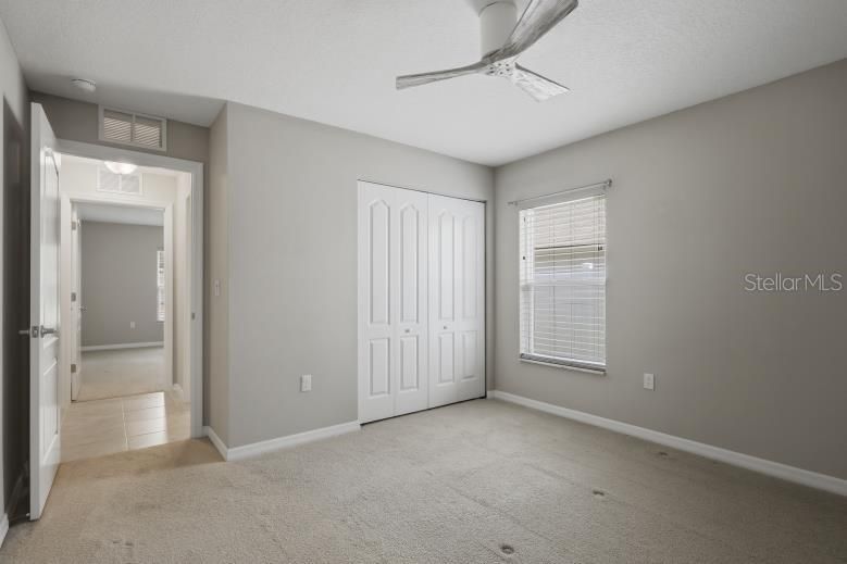 На продажу: $400,000 (4 спален, 2 ванн, 2420 Квадратных фут)
