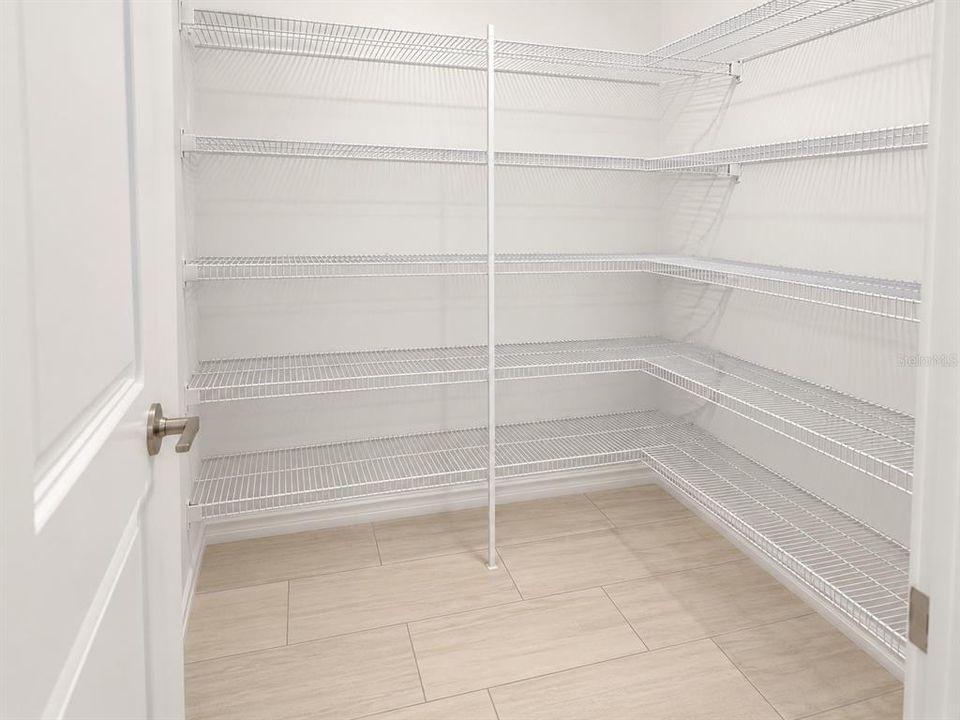 На продажу: $448,900 (6 спален, 3 ванн, 3092 Квадратных фут)