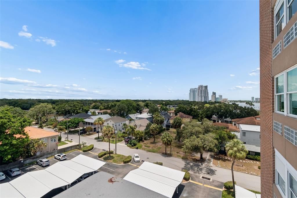 For Sale: $249,000 (1 beds, 1 baths, 656 Square Feet)