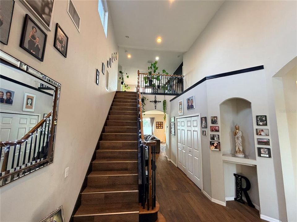 For Sale: $450,000 (5 beds, 3 baths, 3364 Square Feet)