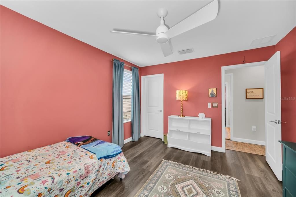 En Venta: $795,000 (5 camas, 4 baños, 3336 Pies cuadrados)