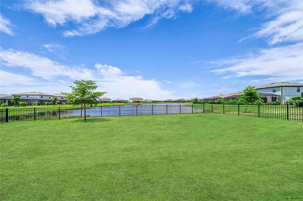 En Venta: $795,000 (5 camas, 4 baños, 3336 Pies cuadrados)