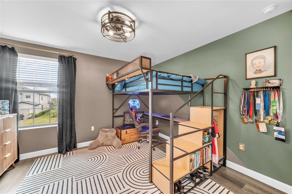 En Venta: $795,000 (5 camas, 4 baños, 3336 Pies cuadrados)