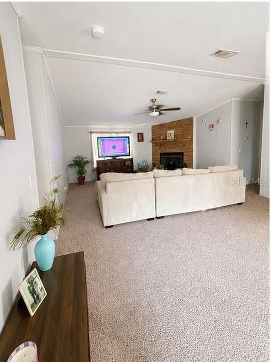 En Venta: $250,000 (3 camas, 2 baños, 1680 Pies cuadrados)