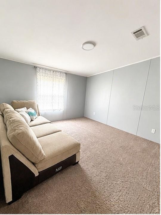En Venta: $250,000 (3 camas, 2 baños, 1680 Pies cuadrados)