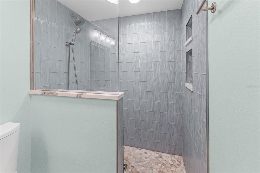 For Sale: $425,000 (3 beds, 2 baths, 1792 Square Feet)