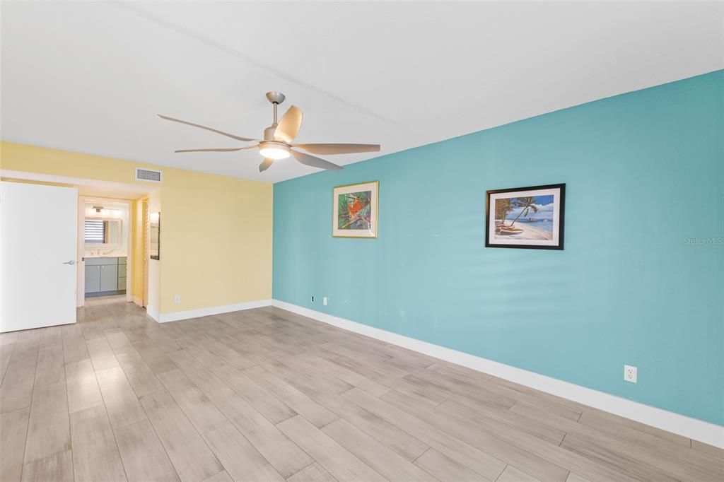 For Sale: $425,000 (3 beds, 2 baths, 1792 Square Feet)