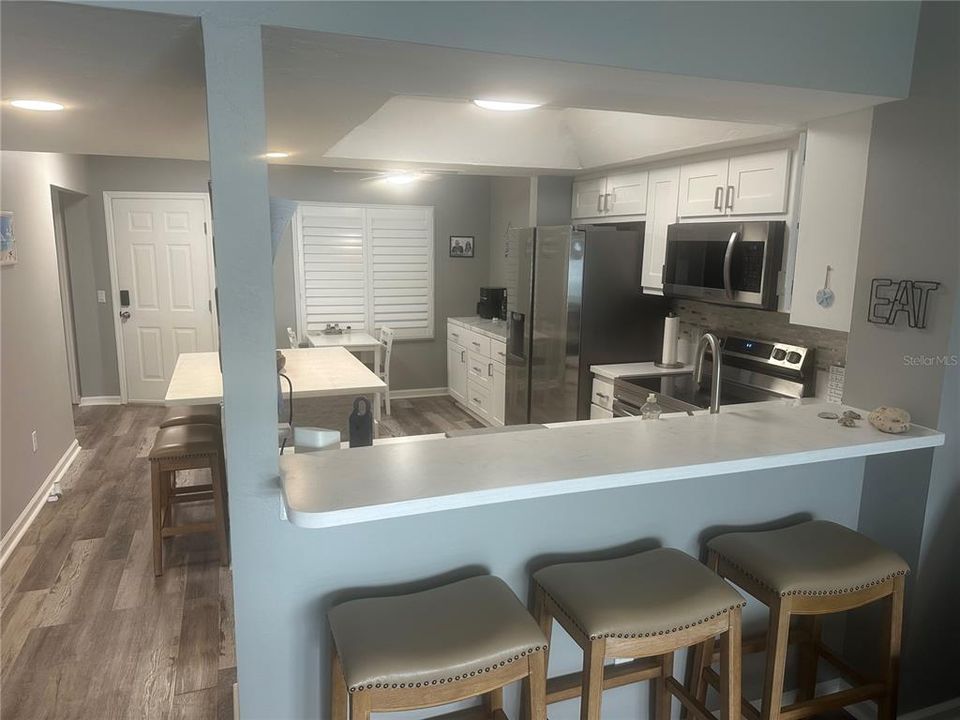 На продажу: $229,900 (3 спален, 2 ванн, 1360 Квадратных фут)